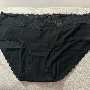 Aerie black XL panties brand new with tags and lace trim.